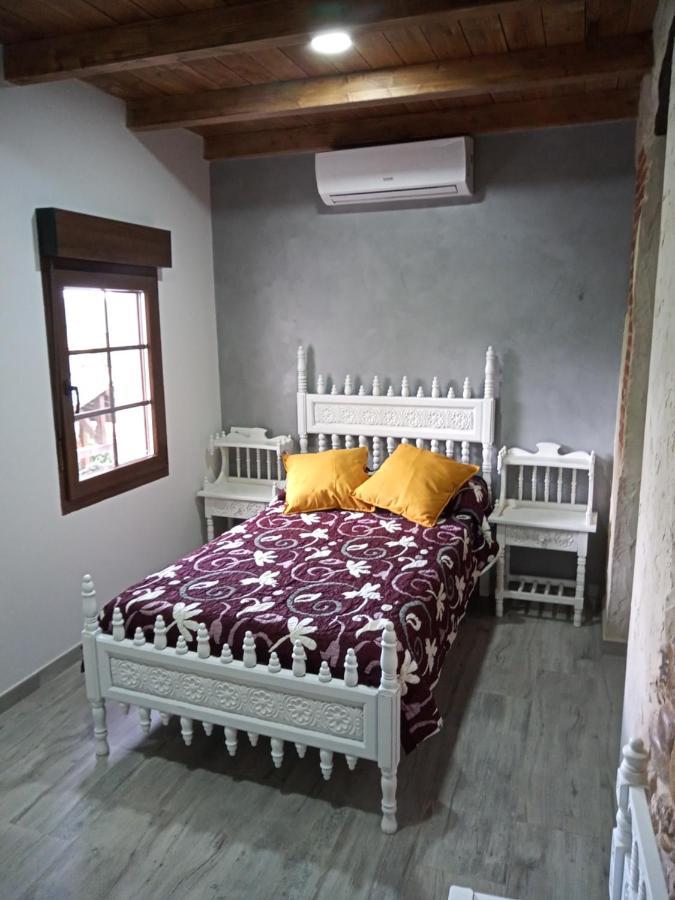 Hostal La Medina De Кампонарая Экстерьер фото